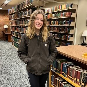 Meet your Posher, Lauren